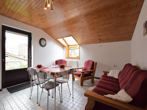 Apartment in Champlon Ardenne, cleaning included