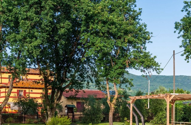 Freundliches Herrenhaus mit Gemeinschaftspool in Pian di Sco