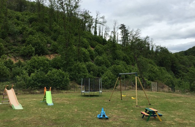Wohnung in Landvilla mit großem Garten, Strand, Ruhebereich, WiFi