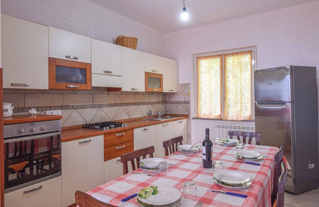 Apartment in Falerna 100sqm with Panoramic Gulf View, Free WiFi + SmartTv