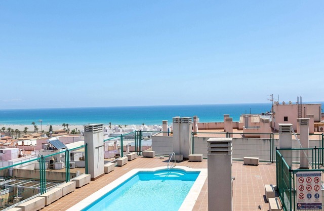 Einfache Wohnung in Almería neben dem Meeresstrand