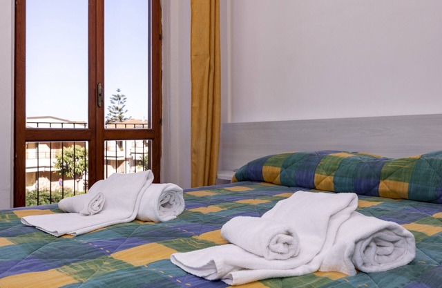 Apartment "In Villa Domenica 3" with Sea View, Balcony & Wi-Fi