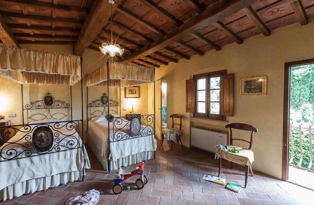 Apartment in historischer Villa mit Swimmingpool in der Nähe von Florenz