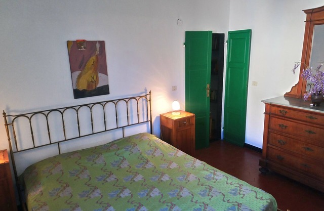 Apartment mit tollem Garten, 10 Min zum Meer.