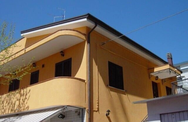 Apartment in Riccione, nur wenige Schritte vom Meer entfernt (100 mt)