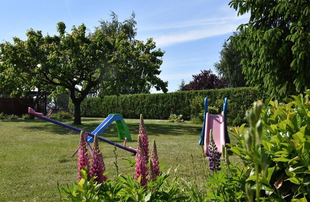 Gemütliche Ferienwohnung mit Garten in Robertsdorf