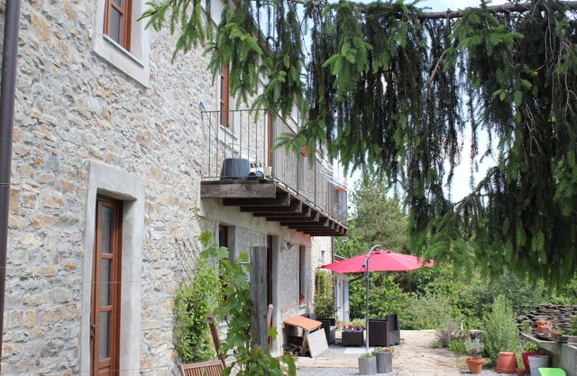 Wohnung in den Hügeln der Langhe, nicht weit von Alba, mit herrlichem Blick