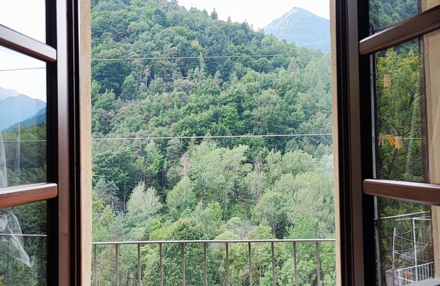 Wohnung in den Bergen mit herrlichem Blick auf das Maira-Tal