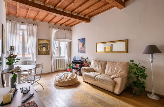 Wohnung in der Altstadt mit 2 Schlafzimmer, 2 Bäder und eine große Terrasse