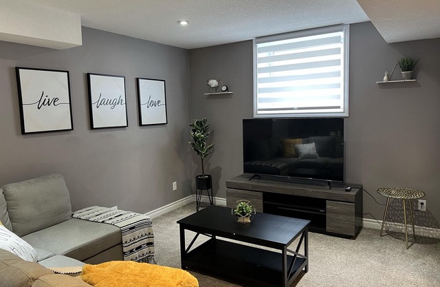 Apartment in the Prestigious Kiwanis Park Area