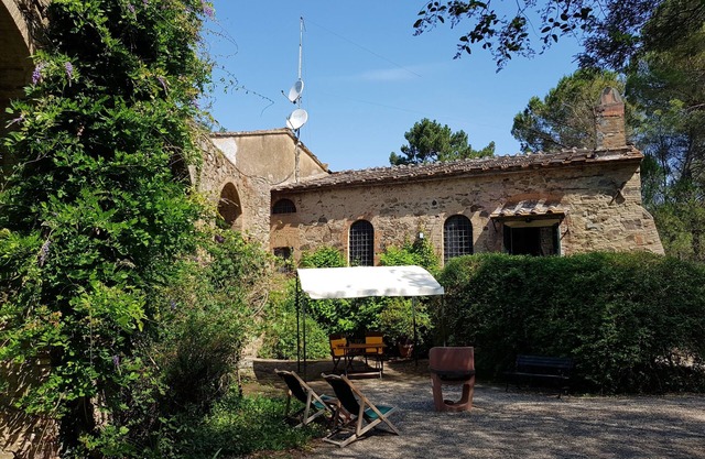 Apartment in the shade of a 1600 aqueduct