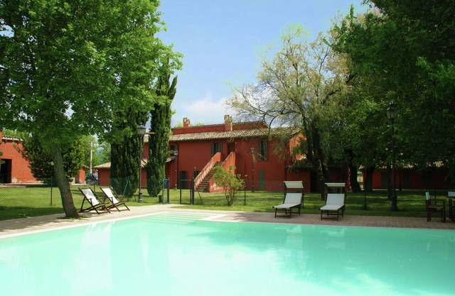 Apartment mit Pool