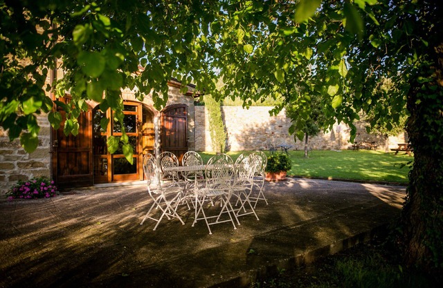 Wohnung in einem Ferienhaus mit Pool, Klimaanlage, W-LAN, Panoramablick, Parkplatz, bei Cortona