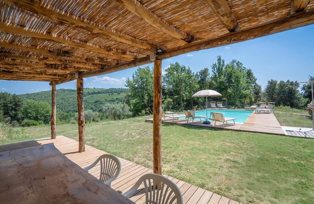 Wohnung in einem Ferienhaus mit Klimaanlage, W-LAN, Pool, TV, Balkon, Parkplatz, bei San Gimignano