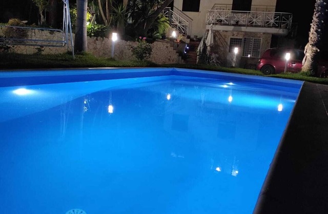 Wohnung in Villa mit Pool