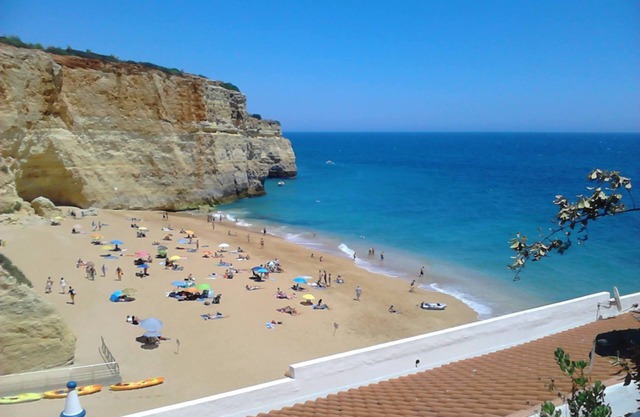 Wohnung in der Villa, mit Meerblick auf 100 mt. vom Strand von Benagil