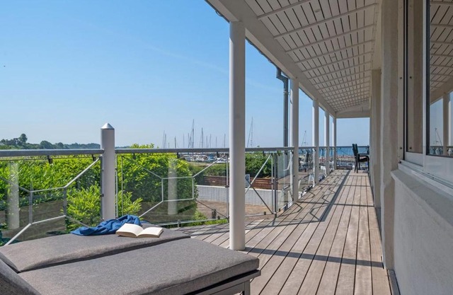 Apartment Irma - 25m from the sea by Interhome