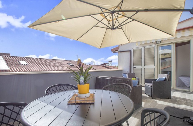 Ferienwohnung 'Isola Di Giava' mit privater Terrasse, WLAN und Klimaanlage