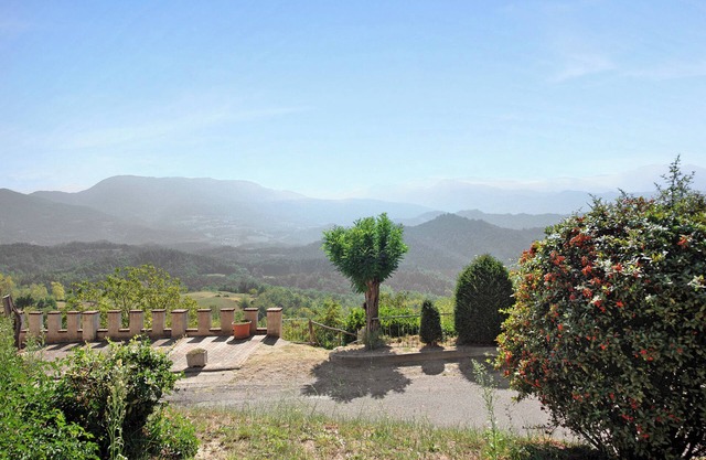 Ferienwohnung 'Orizzonte Calmo' mit Bergblick, Garten und WLAN