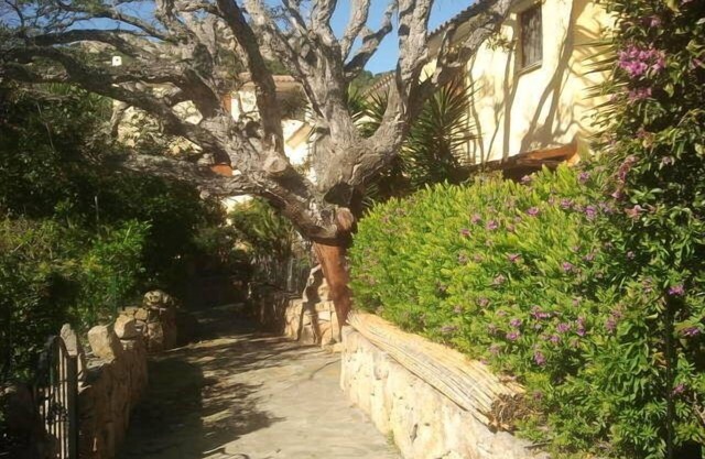Entspannen Sie sich in der wunderschönen Meer und Sardinien