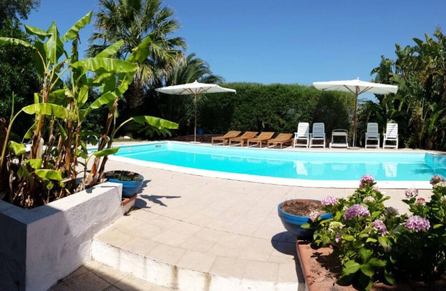 Wohnung mit privatem Pool mit Blick auf TAVOLARA