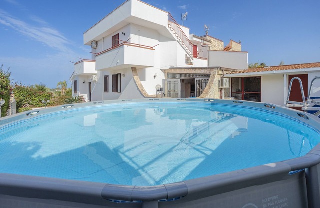 Apartment 'Villa Cycas' with Sea View, Wi-Fi and Air Conditioning