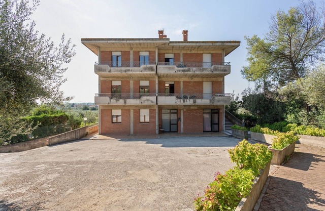 Apartment mit Pool in der Nהhe des Trasimenischen Sees