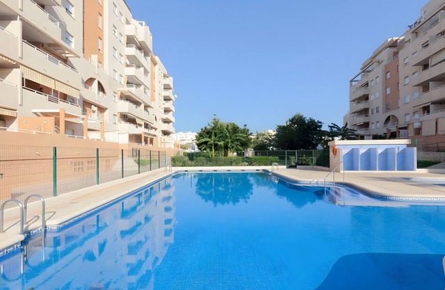 Ferienwohnung 'Jardines De Playa Gandia' mit Gemeinschaftspool, Wi-Fi und Klimaanlage