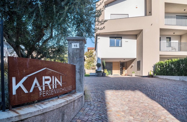 Ferienwohnung "Karin - Merlot" mit Gemeinschaftsterrasse und WLAN