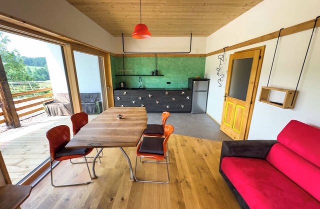 Apartment 'Kesselmoos' mit Bergblick, privater Terrasse und WLAN