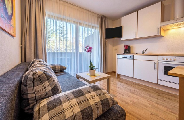Ferienwohnung "Klementhof Nr 3" mit Bergblick, Pool, WLAN, Balkon & Garten