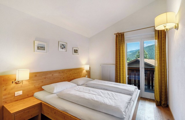 Ferienwohnung 'Kriendl Nr 3' mit Bergblick, Gemeinschaftsgarten und WLAN