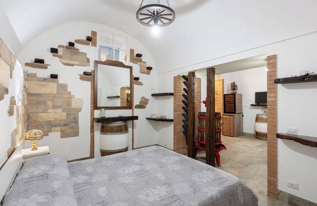 Ferienwohnung 'La Cantina Di Alba E Tramonto' mit Wi-Fi und Klimaanlage