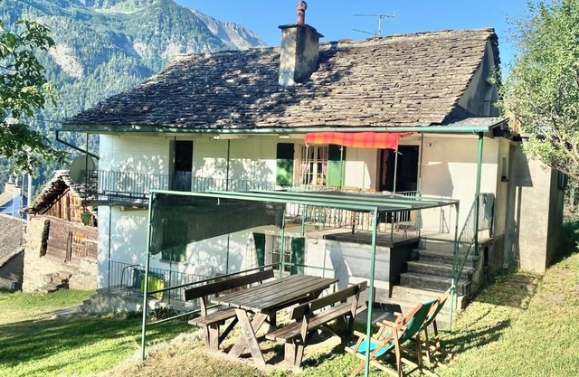 Apartment "La Casa di Sissy" mit Garten- und Bergblick, WLAN, Garten und Terrasse;Haustierfreundlich