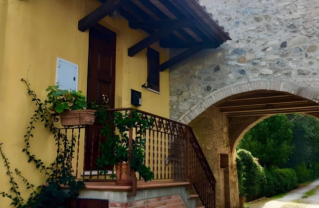 Ferienwohnung 'La Casina Nel Borgo' mit Bergblick, privater Terrasse und Wi-Fi