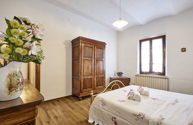 Apartment 'La Dimora Degli Olivi' with Wi-Fi