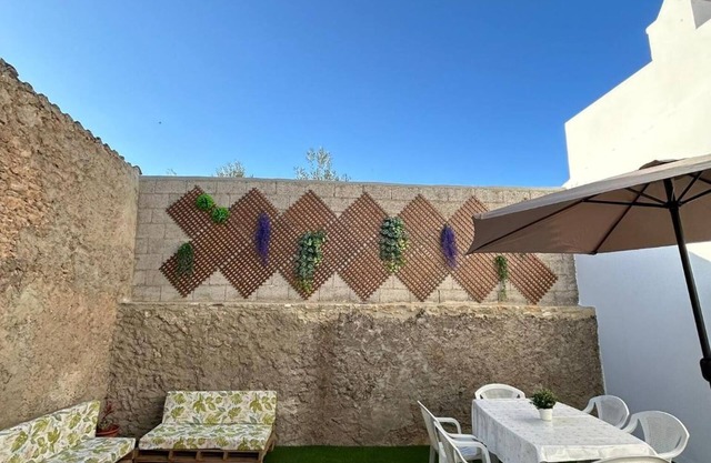Ferienwohnung 'La Barranca' mit Bergblick, privater Terrasse und Wi-Fi