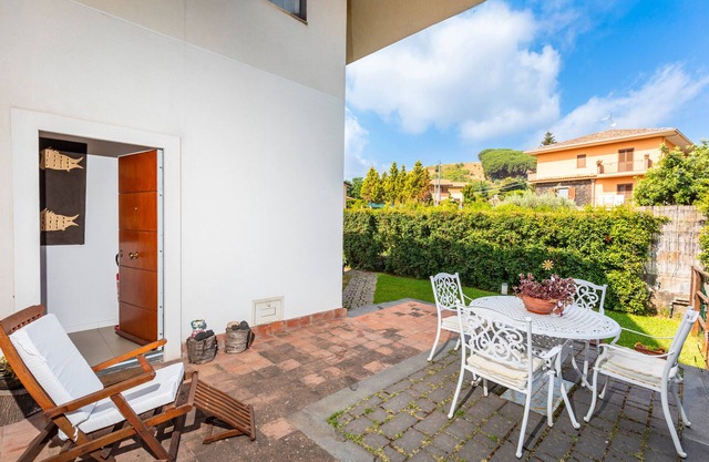 Apartment 'La Fastuca' with Mountain View, Wi-Fi and Air Conditioning