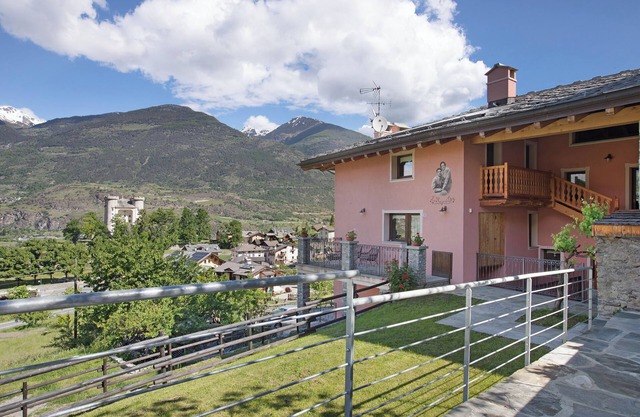 Ferienwohnung 'La Maison De Deni - Vista Montagna' mit Bergblick, Privatem Garten und WLAN