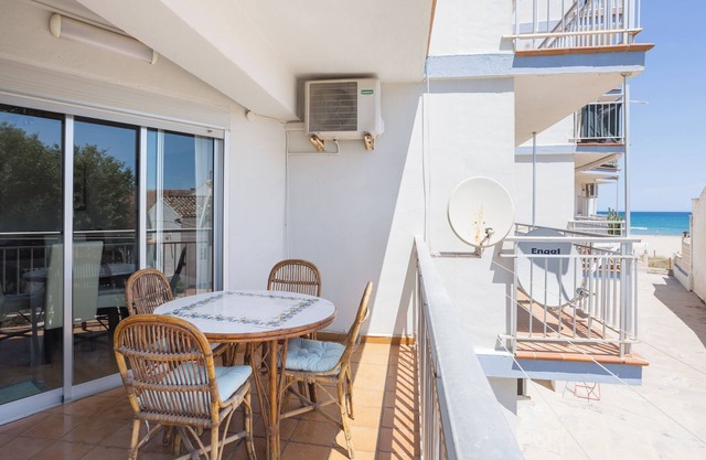 Ferienwohnung 'La Paz De Xinxilla' mit Meerblick, WLAN und Klimaanlage