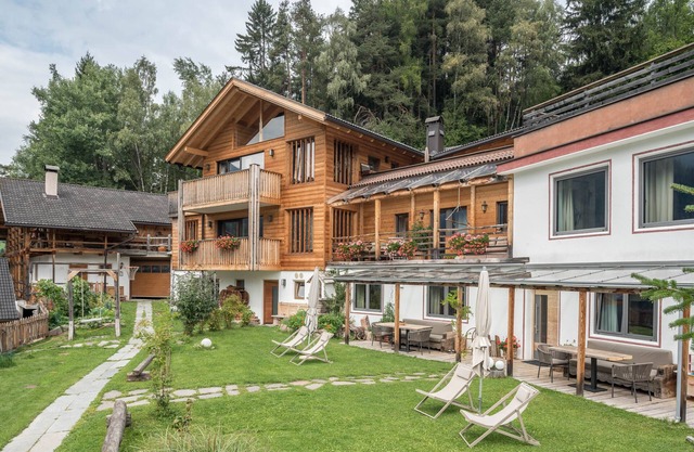 Ferienwohnung 'La Plates - Daduman' mit Bergblick, Terrasse und WLAN