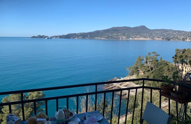 Ferienwohnung 'La Solatia' mit Meerblick, Balkon und Klimaanlage