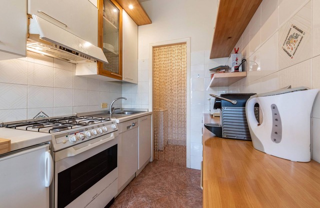 Apartment 'La Terrazza Sul Lago' with Lake View, Private Terrace and Private Garden