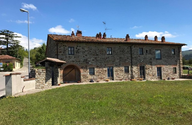 Ferienwohnung 'La Via Degli Dei' mit Bergblick und Privatem Garten