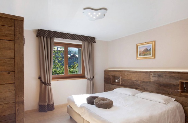 Apartment 'La Vigne De Papagran App3' with Mountain View, Shared Garden and Wi-Fi