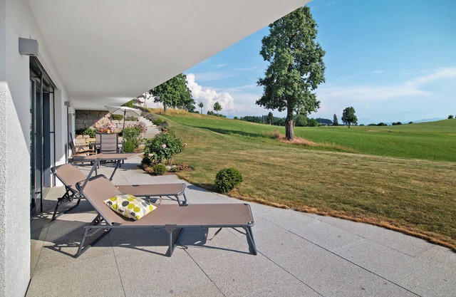 Ferienwohnung 'Landschaftstraum Am Bodensee' mit Bergblick, privater Terrasse und Wi-Fi
