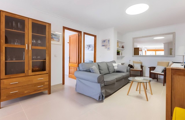 Apartment "Las Columnas" in Strandnähe mit Klimaanlage, WLAN, Pool und Balkon