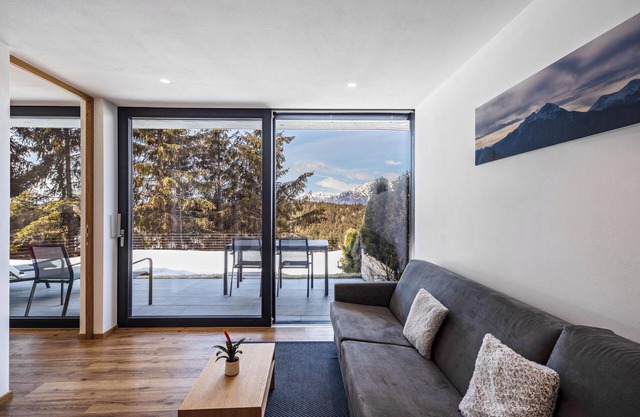 Ferienwohnung 'Laugen Residenze Moritz' in der Nähe von Meran mit Bergblick und Garten