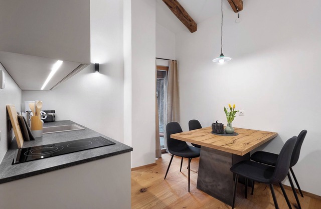 Ferienwohnung 'Lauterfresser' mit Bergblick, Gemeinschaftsgarten und Wi-Fi