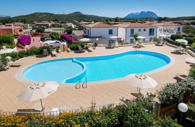 Ferienwohnung 'Lazulite - Sardinia Vacation' mit Gemeinschaftspool, WLAN und Klimaanlage